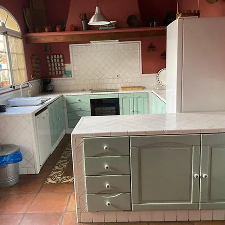 Valdevilano * La Roca de la Sierra