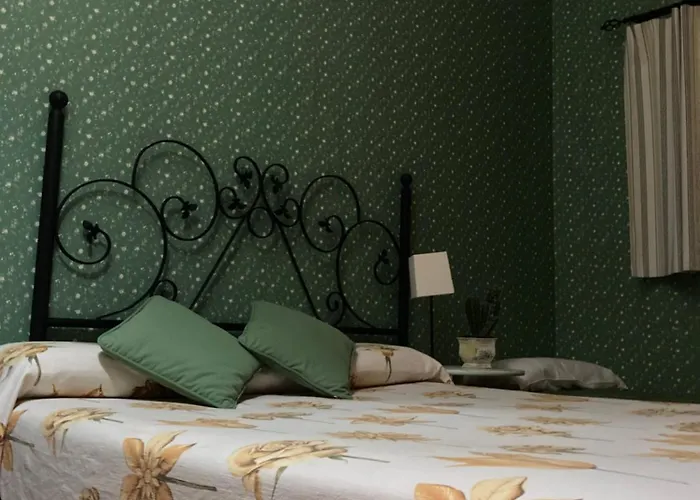 瓦尔德维拉诺乡村民宿 * La Roca de la Sierra