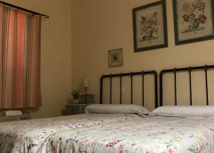 瓦尔德维拉诺乡村民宿 La Roca de la Sierra