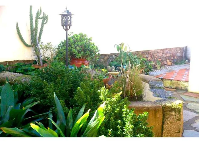 乡村民宿 瓦尔德维拉诺乡村民宿 La Roca de la Sierra