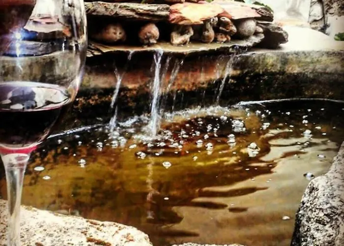 瓦尔德维拉诺乡村民宿 La Roca de la Sierra