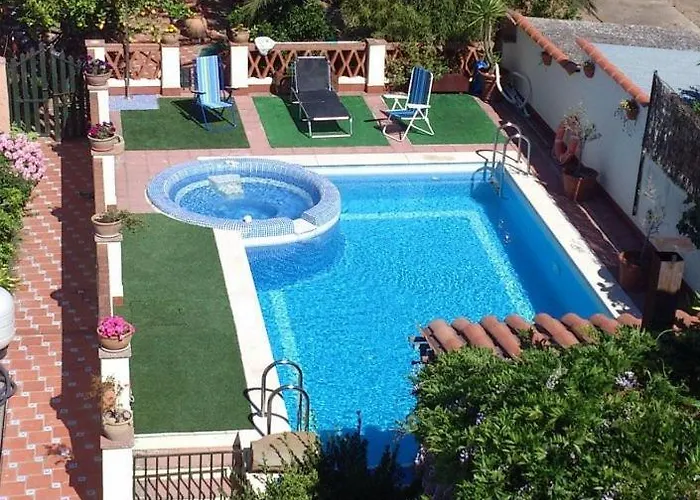 瓦尔德维拉诺乡村民宿 乡村民宿 *